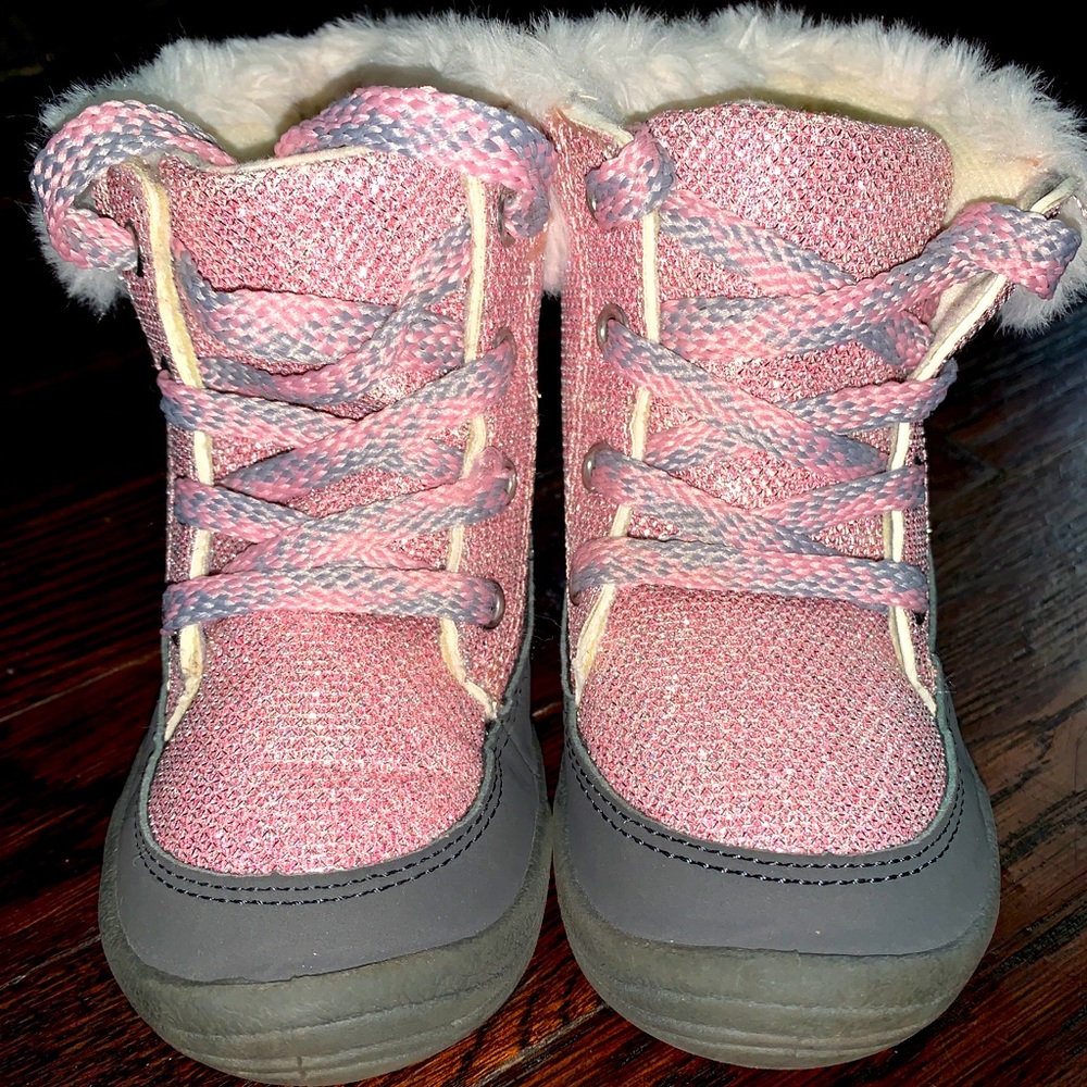 Osh Kosh, size toddler 8, pink & grey boots